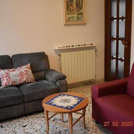 Casa Vacanze "A Casa Di Maria" Неаполь Экстерьер фото